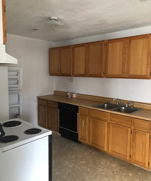 1101 E Master St #1 — Photo 3