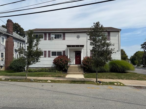52 Carver Rd E #1