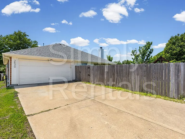 2630 Massey Ln — Photo 31