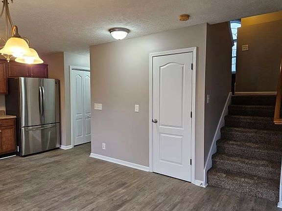 4th image of 934 Cobbler Dr