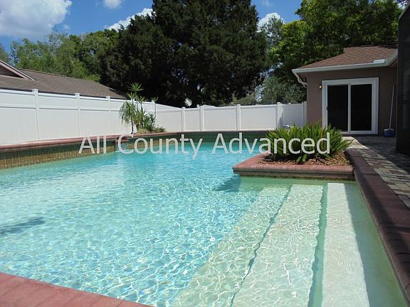 4th image of 2195 Orangepointe Ave