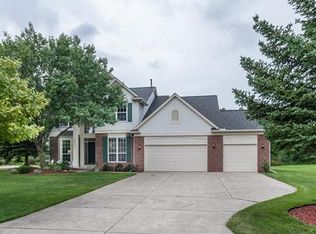 2954 Waldon Park Dr, Lake Orion, MI 48359