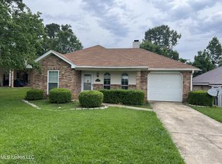 173 Greenfield Ln, Pearl, MS 39208