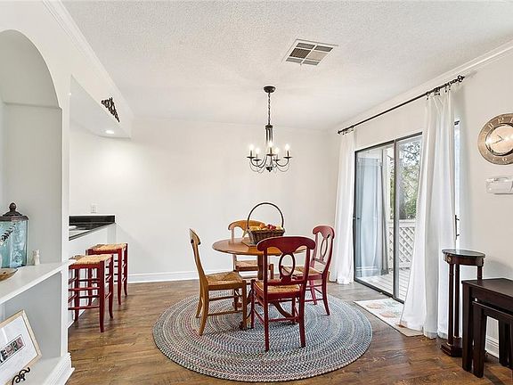5th image of 665 N Beau Chene Dr APT 3