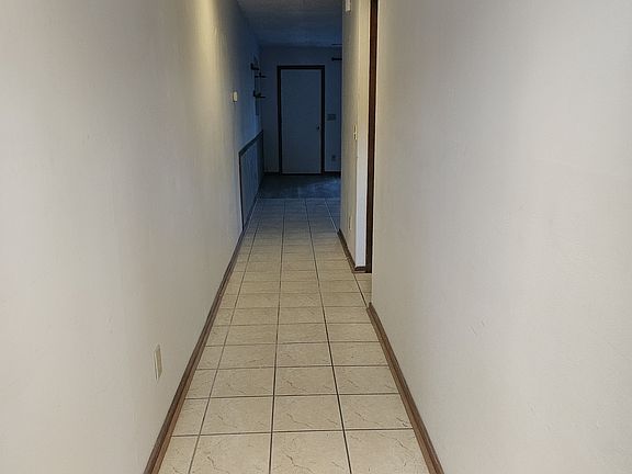 Entrance / Hallway
