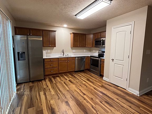 5th image of 3053 Sholty Ct