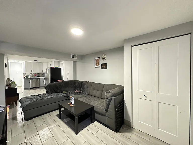 1721 N Mozart St #G — Photo 8