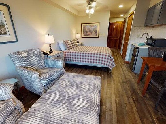 5th image of 318 Highland House #26209