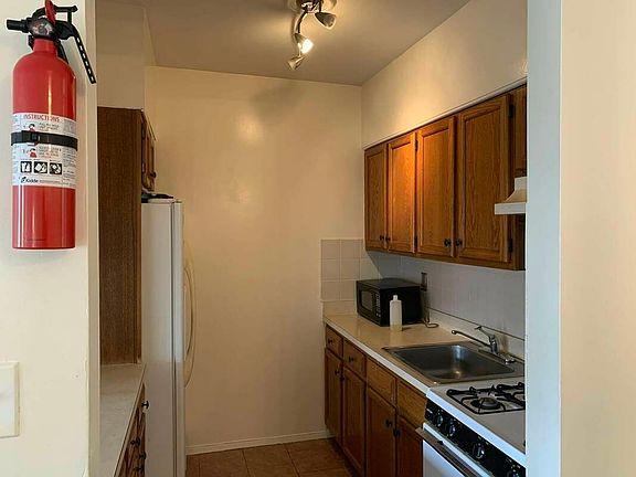 4th image of 574 Lexington Ave Floor 2