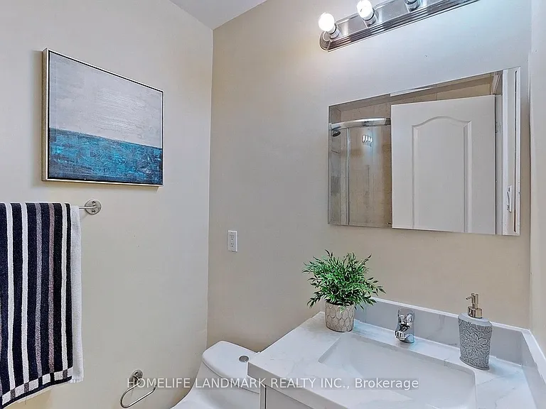 88 Caines Ave — Photo 14