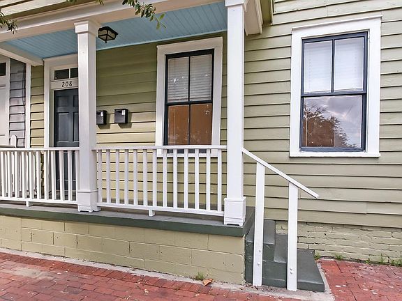 2nd image of 208 W Henry St #B