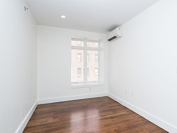 4th image of 1054 Bushwick Ave #3E