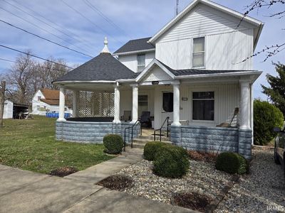 230 E Allen St, Roann, IN, 46974