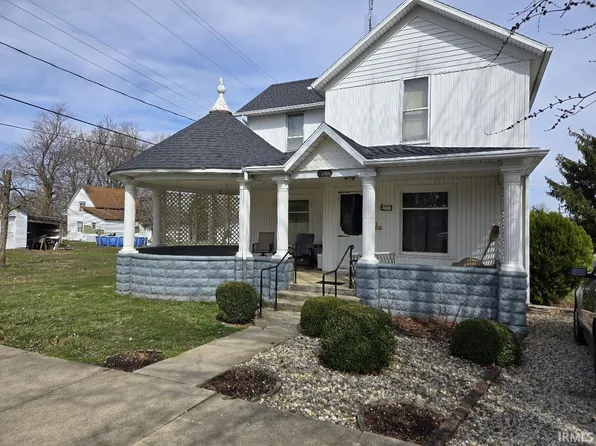 230 E Allen St, Roann, IN 46974