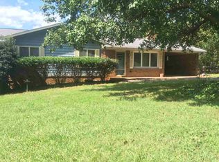 8 Boggs Dr, Liberty, SC 29657