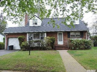 454 Stratford Rd, Hempstead, NY 11550