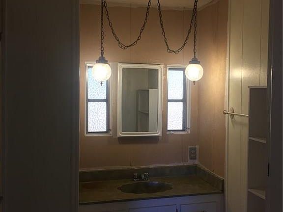 4th image of 2298 Carlsbad Cir