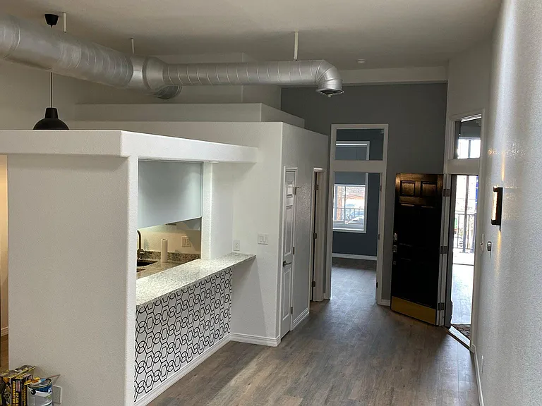 325 S Union Ave #B — Photo 5