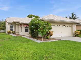4738 Dundee Dr, Bradenton, FL 34210