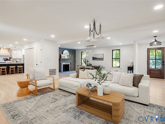 3rd image of 2 Countryside Ln