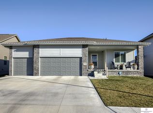 7807 S 194th Ave, Gretna, NE 68028