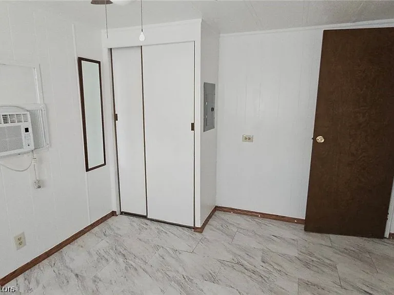 4506 Ferdinand Ave — Photo 6