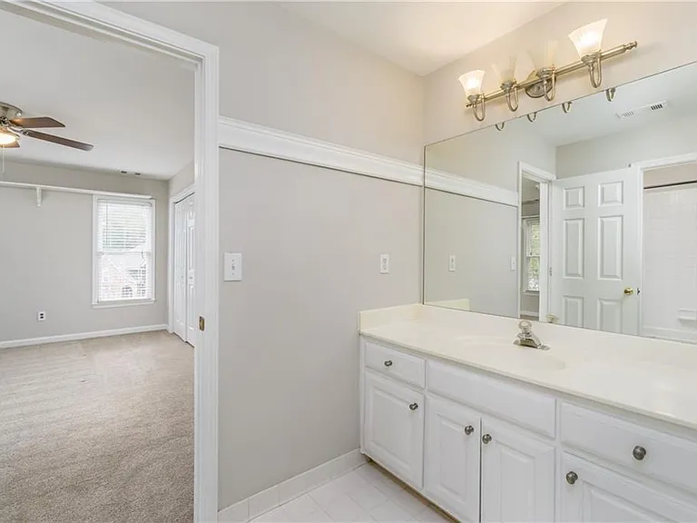 6710 Timber Cove Point — Photo 32