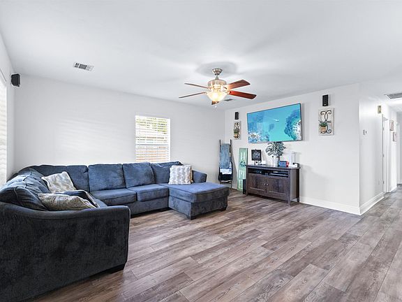 4th image of 6680 Willie Lou Ave