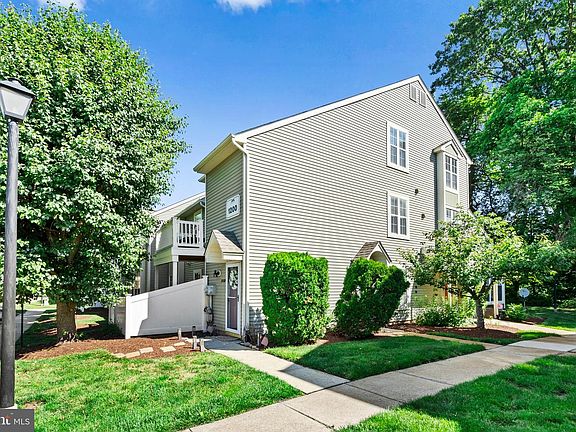 3rd image of 1208B Yarmouth Ln