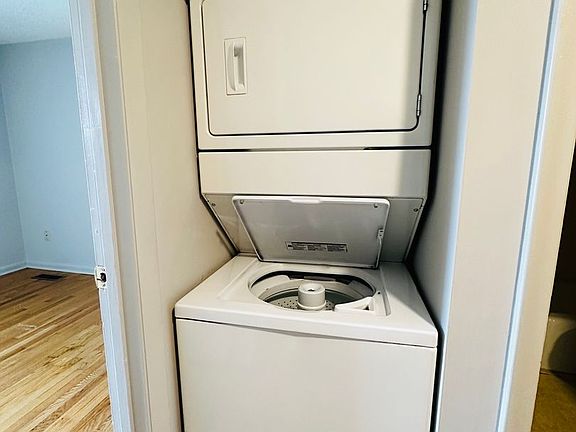 5th image of 1224 Reservoir St