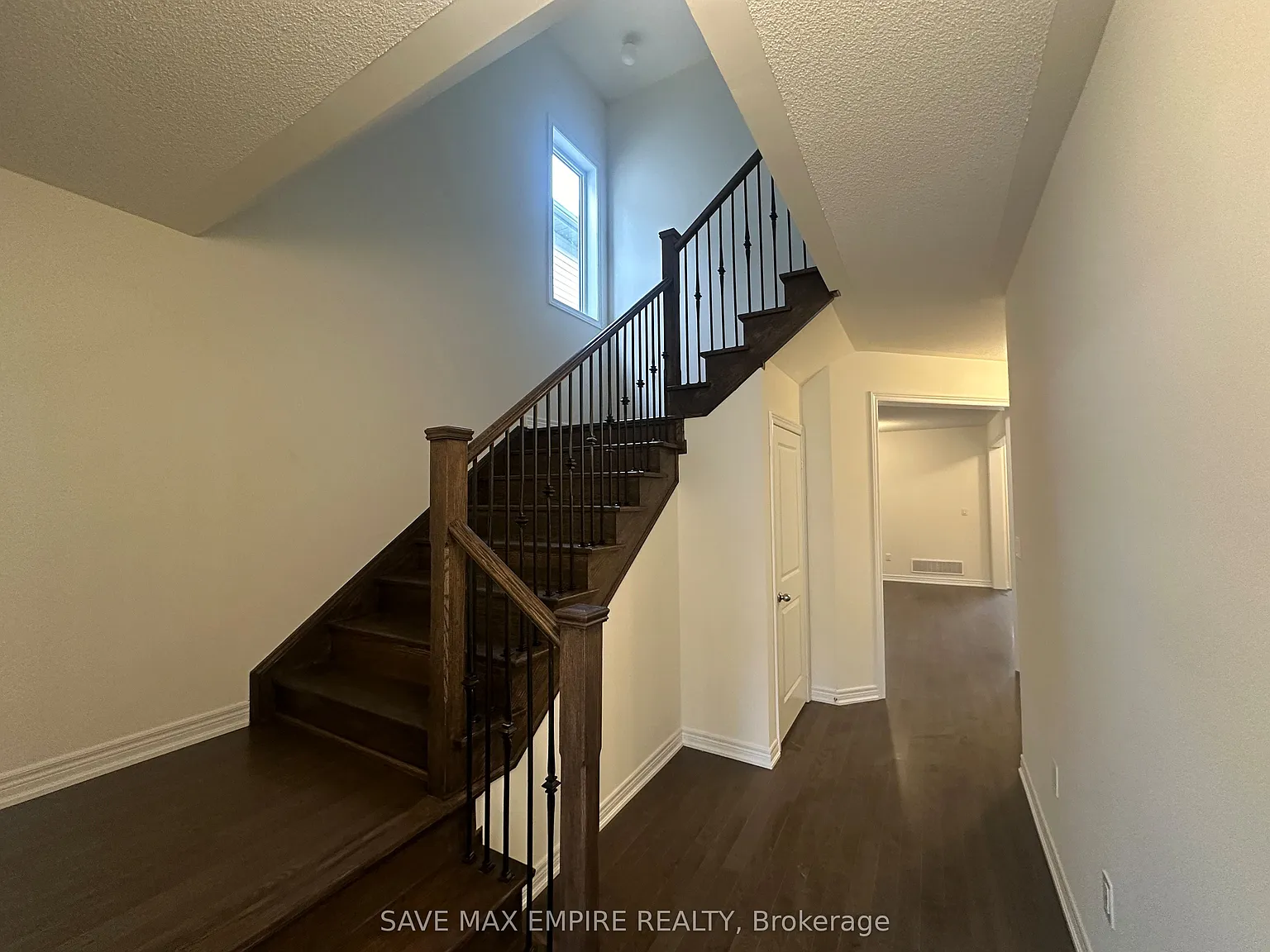 6 bed, $3,200 — Photo 3