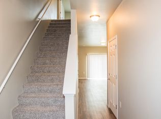 5708 E Red Oak Dr APT 05, Sioux Falls, SD 57110
