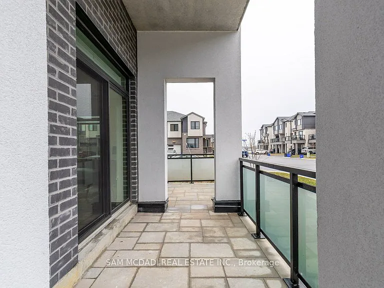 470 Gordon Krantz Ave E #113 — Photo 22
