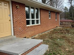 597 Kibble Hill Rd, Ballard, WV 24918