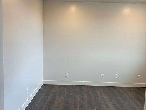 5th image of 557 W 760 N #213