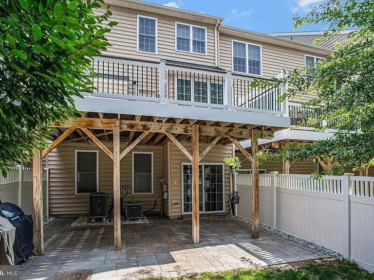 10805 Lariat Way — Photo 42