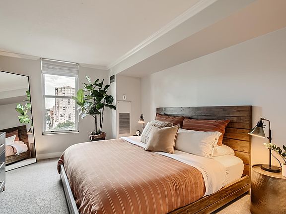 5th image of 601 W 11th Ave APT 906