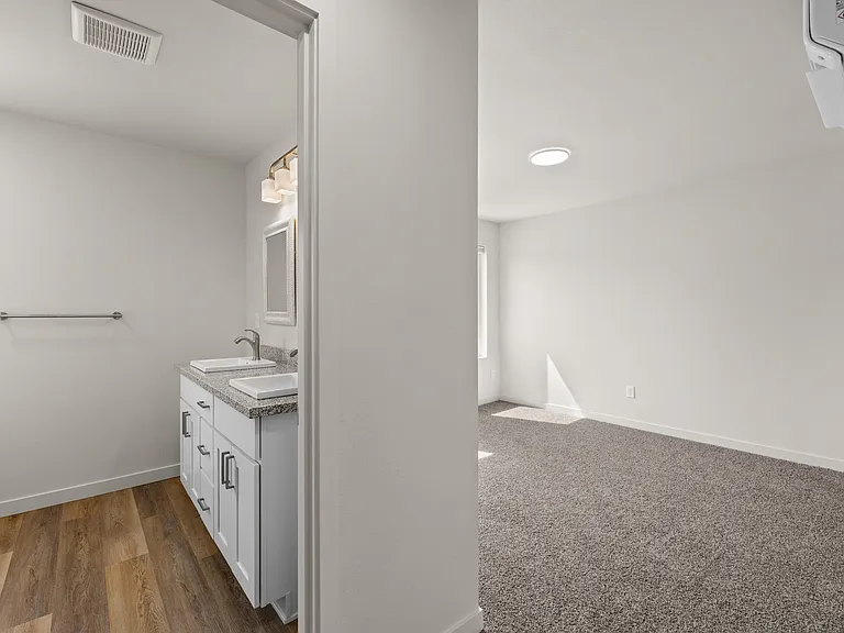 2028 Sunset Dr #2 — Photo 19