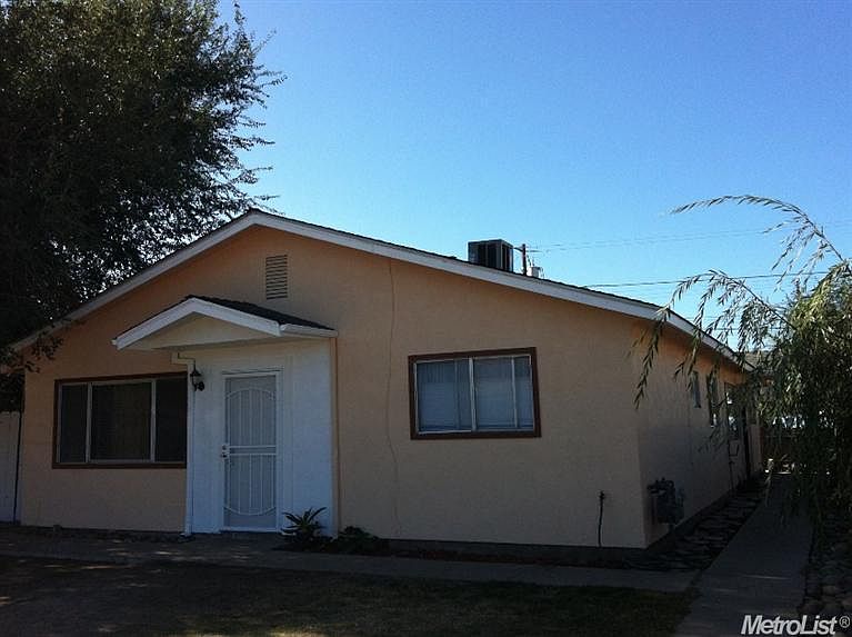 2nd image of 441 Ripona Ave