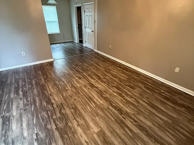 1305 Sunshine Ln — Photo 9