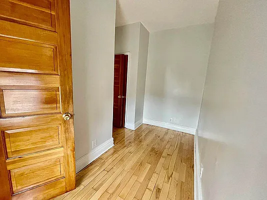 Rented by J PRESTON AND ASSOCIATES INC | media 9