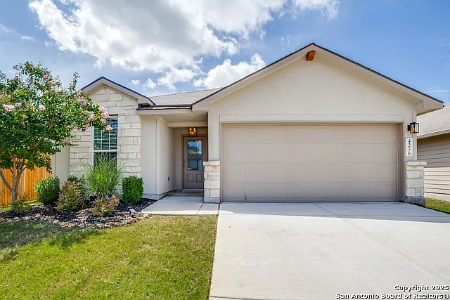 4230 Laterite Trl — Photo 2
