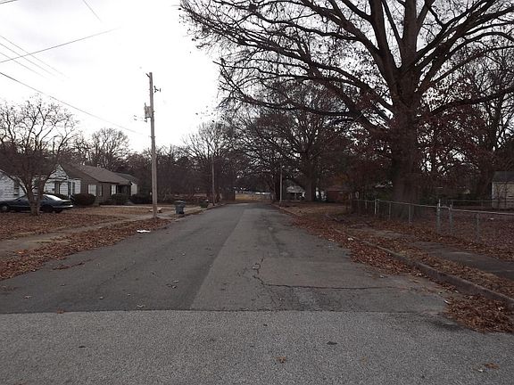 4th image of 3599 Fairmont Ave
