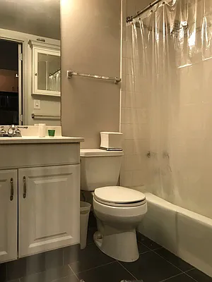 Sold by R New York | media 12