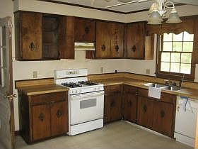 4th image of 1318 Bethune Dr