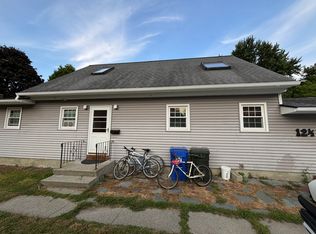 12 1/2 E Ter, South Burlington, VT 05403