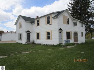 8763 Avenue D, Vestaburg, MI 48891