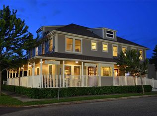 46 Front St, Riverhead, NY 11901