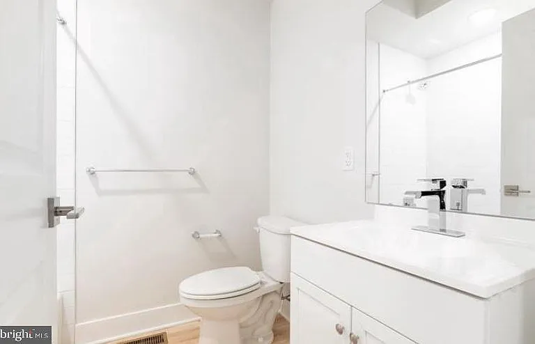 2531 N Mascher St #2 — Photo 21