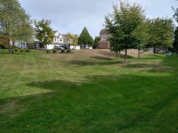 5th image of 2320 Foxmoor Ln